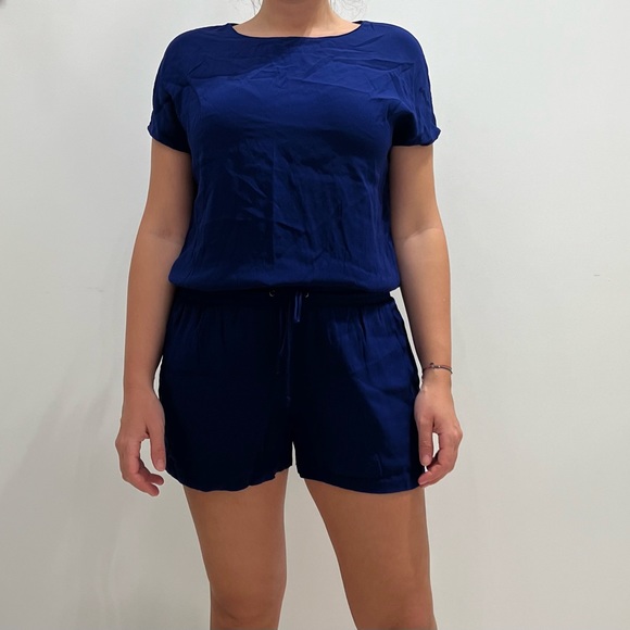 Onesie - Picture 2 of 5